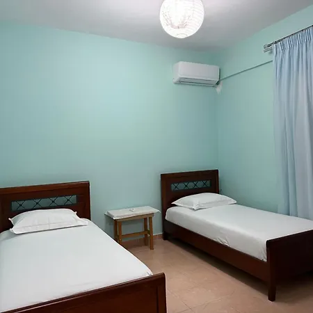 Apartment R *