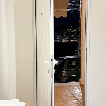 R Lägenhet Sarandë